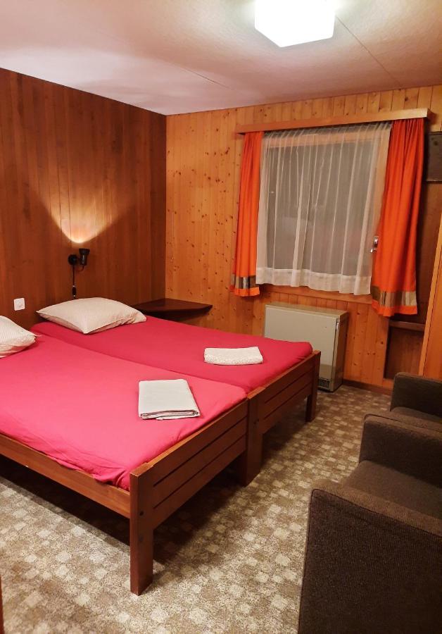Haus Nussbaumweg 6 Сasa de vacaciones Giswil